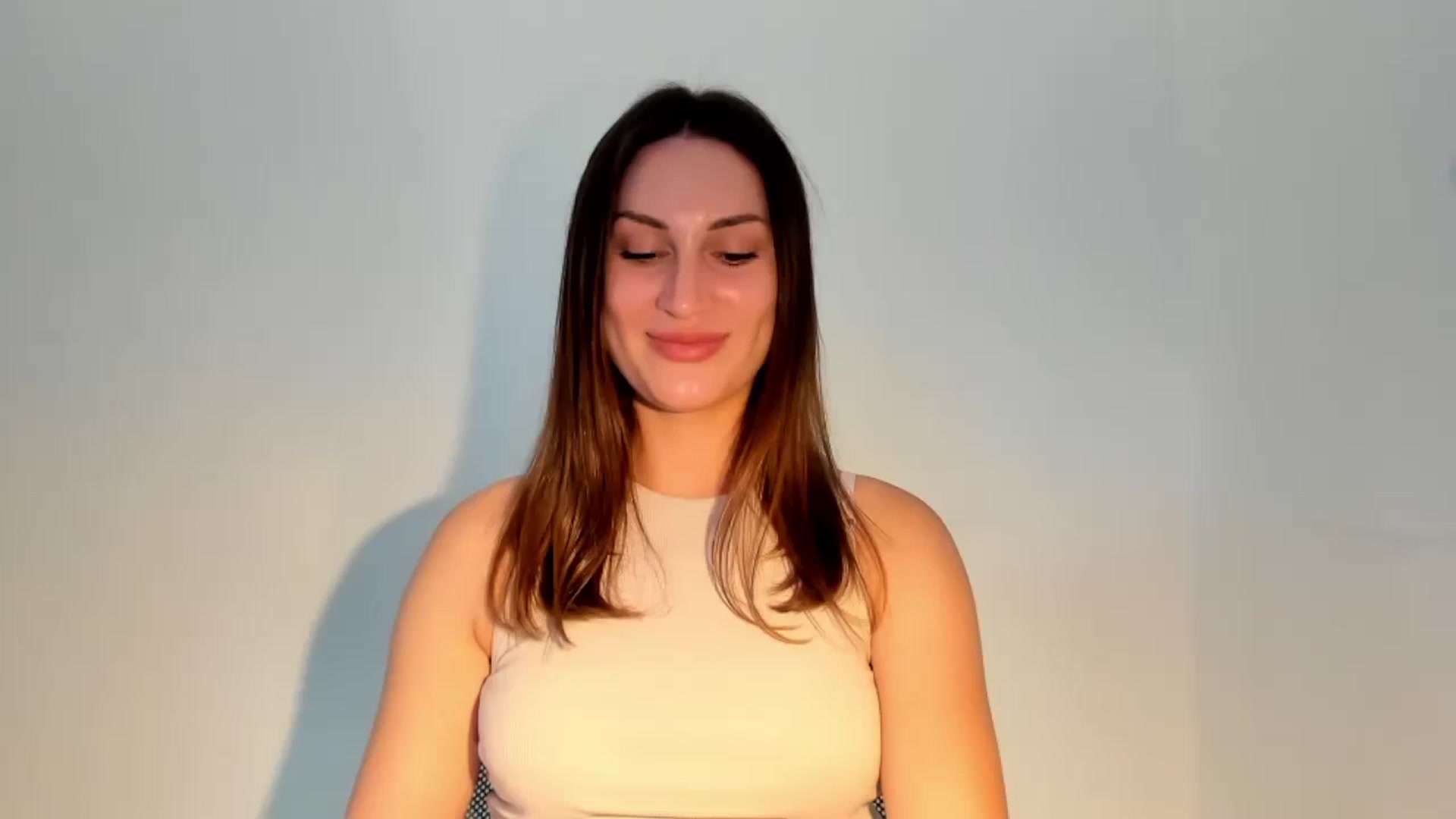 Gallery image thumbnail from IraGreen's myfreecams stream on, 08/15/2025, 14:03 image 6 of 20