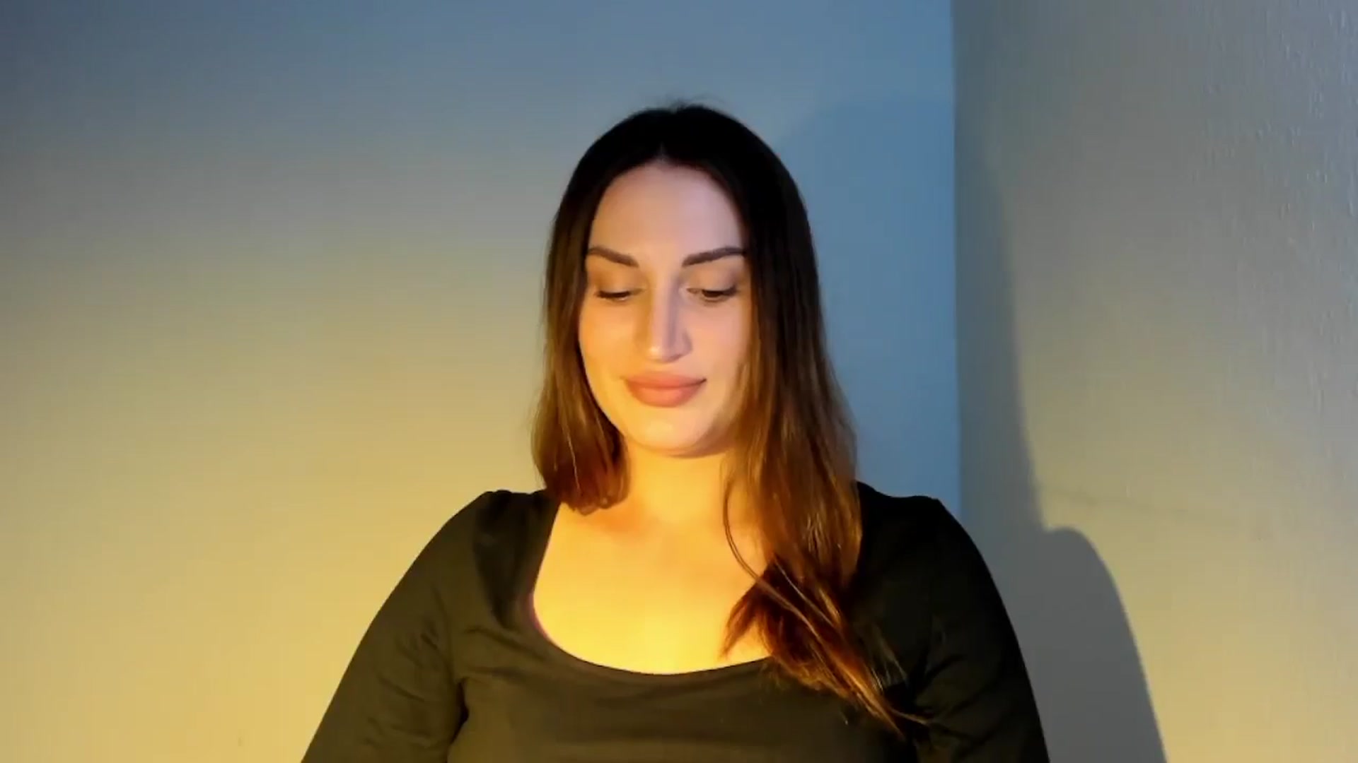 Gallery image thumbnail from IraGreen's myfreecams stream on, 09/25/2025, 15:50 image 13 of 20