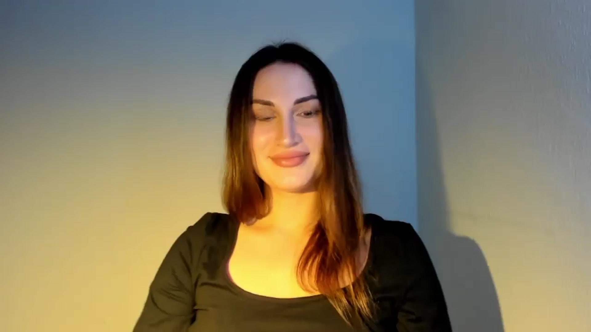 Gallery image thumbnail from IraGreen's myfreecams stream on, 09/25/2025, 15:50 image 9 of 20