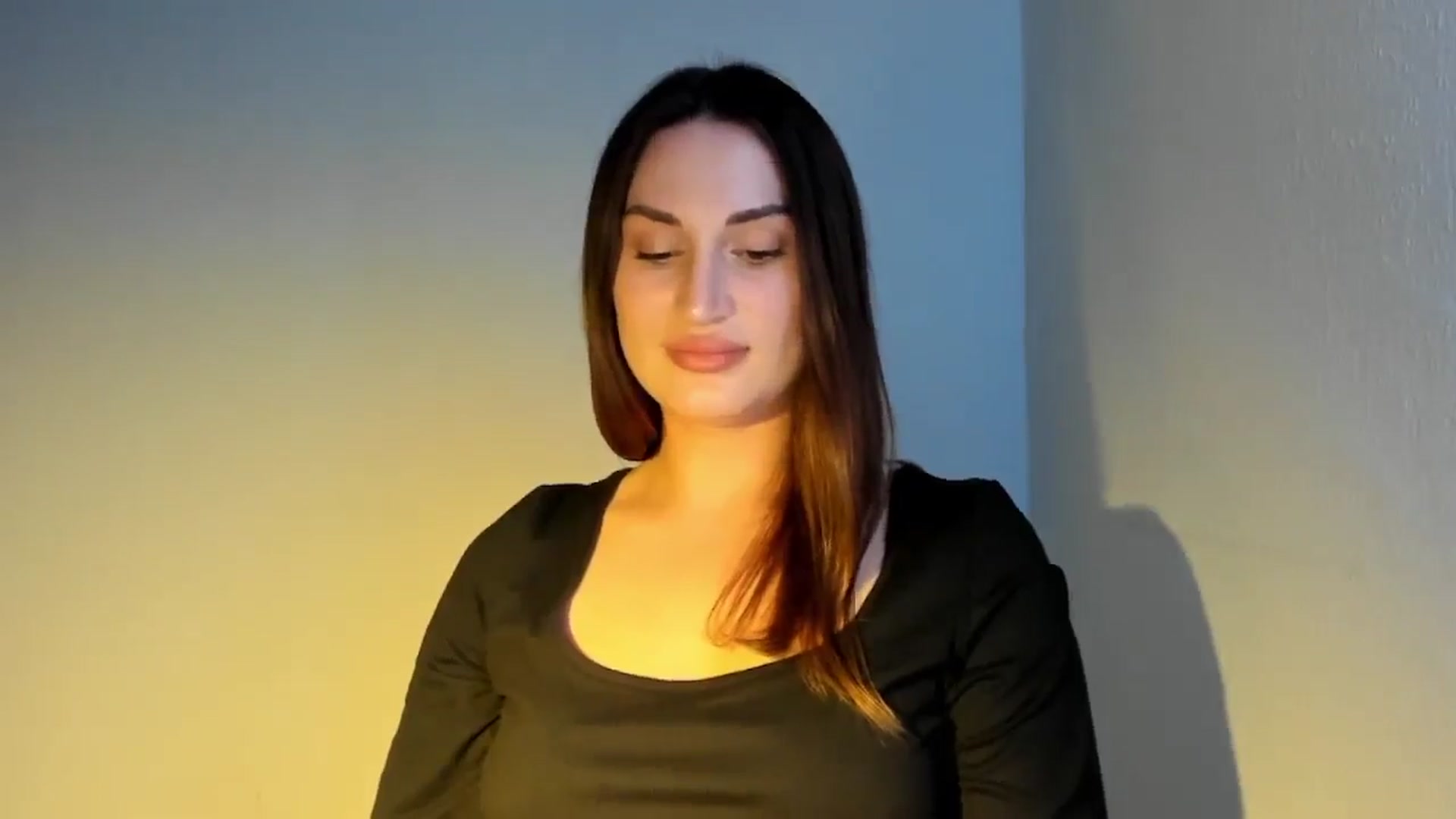Gallery image thumbnail from IraGreen's myfreecams stream on, 09/25/2025, 17:47 image 12 of 20