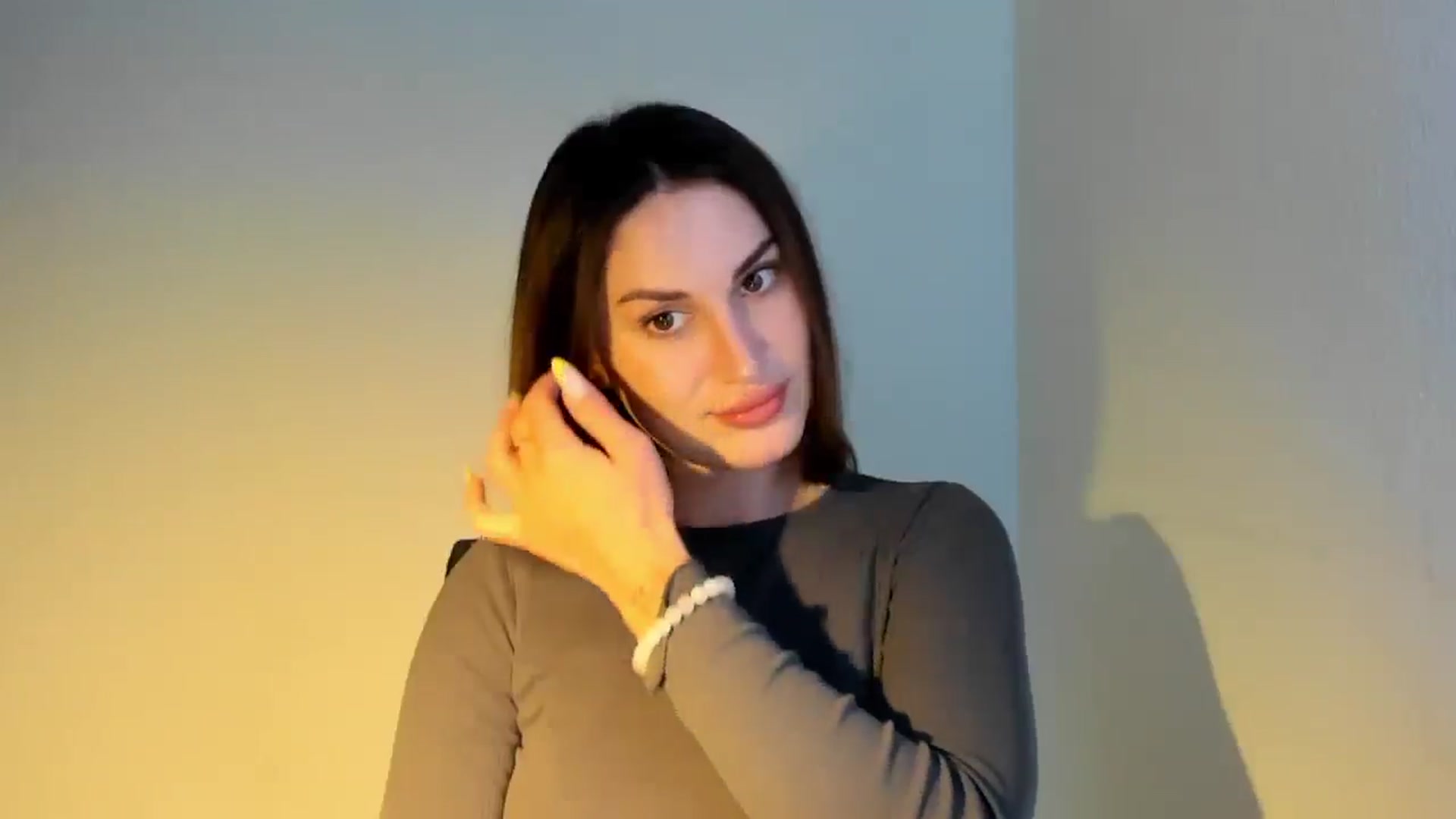 Gallery image thumbnail from IraGreen's myfreecams stream on, 09/27/2025, 11:51 image 2 of 20