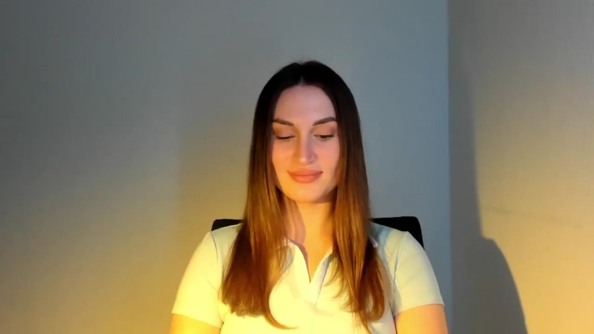 Gallery image thumbnail from IraGreen's myfreecams stream on, 11/04/2025, 15:51 image 13 of 20