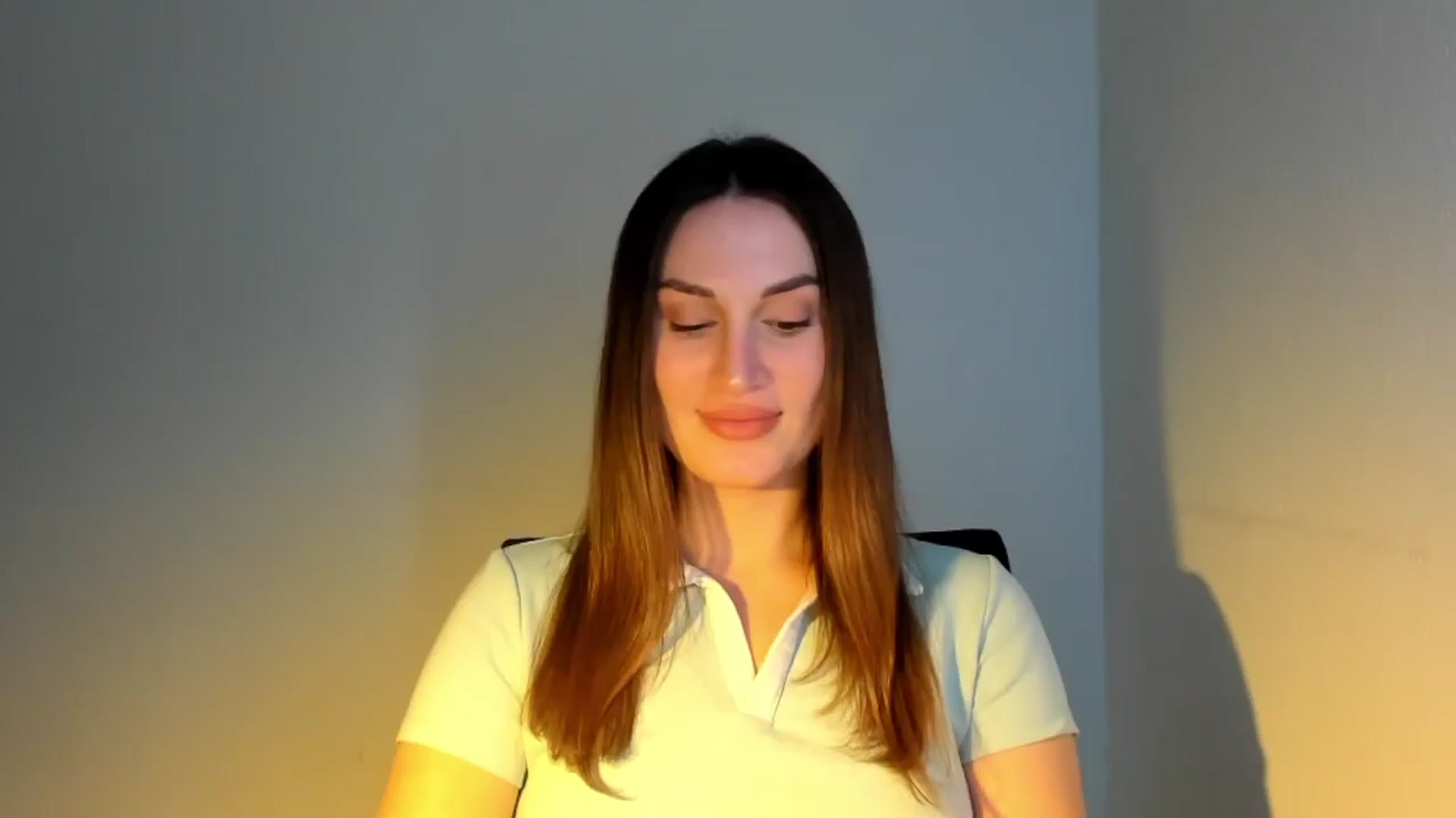 Gallery image thumbnail from IraGreen's myfreecams stream on, 11/04/2025, 15:51 image 5 of 20