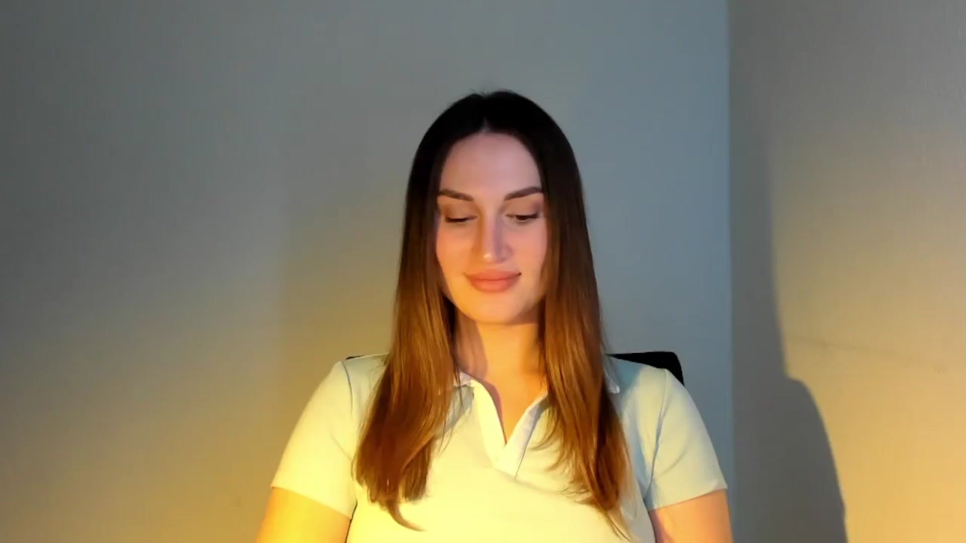 Gallery image thumbnail from IraGreen's myfreecams stream on, 11/04/2025, 15:51 image 6 of 20