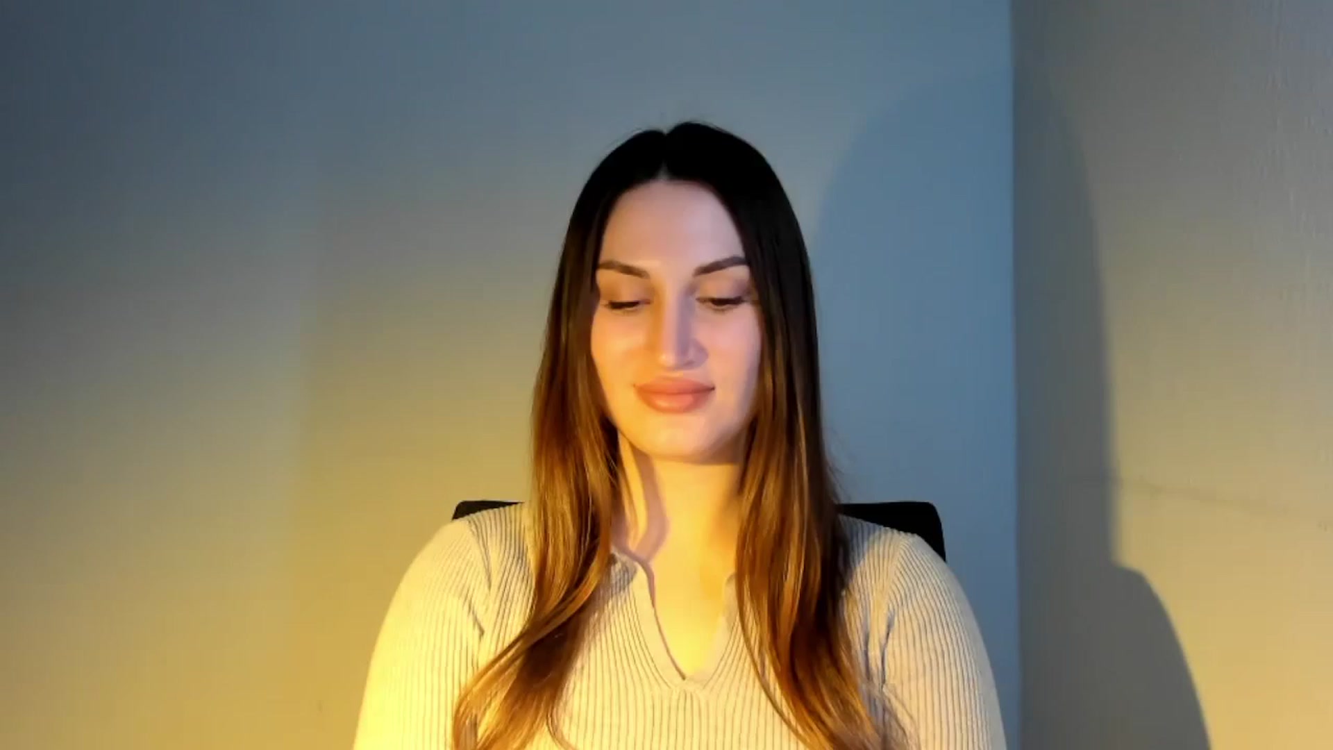 Gallery image thumbnail from IraGreen's myfreecams stream on, 01/12/2026, 17:17 image 10 of 20