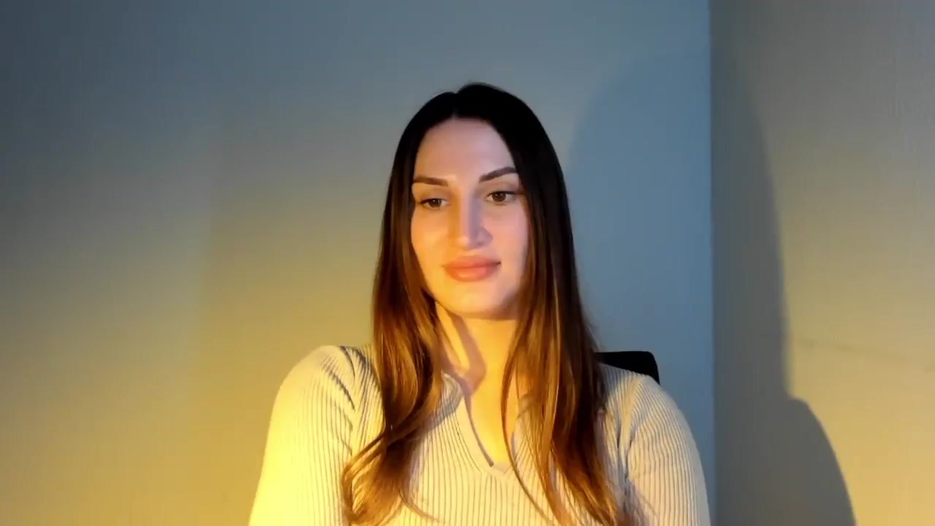 Gallery image thumbnail from IraGreen's myfreecams stream on, 01/12/2026, 17:17 image 9 of 20
