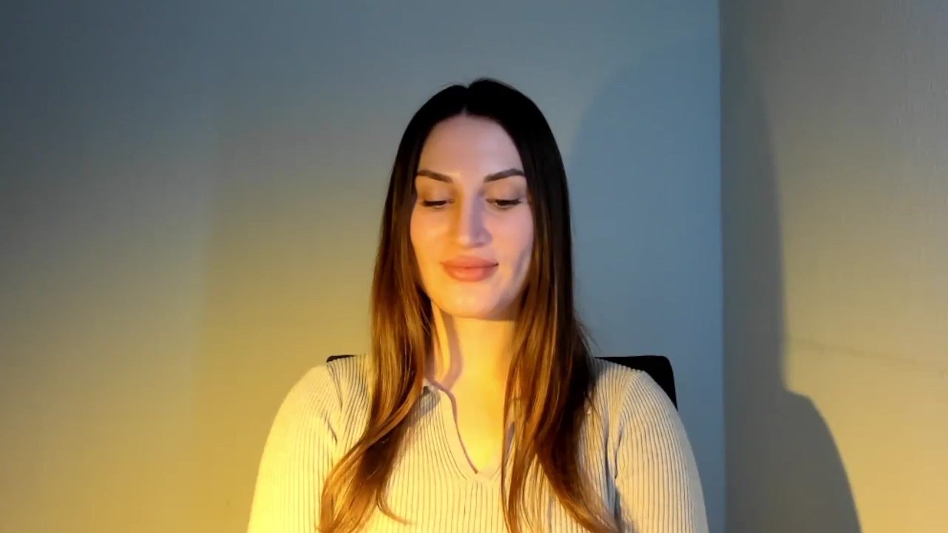Gallery image thumbnail from IraGreen's myfreecams stream on, 01/12/2026, 17:17 image 2 of 20