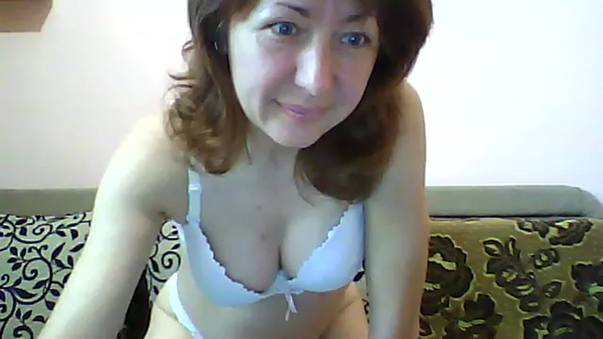 Gallery image thumbnail from Iren_Fairy's myfreecams stream on, 06/19/2023, 10:40 image 16 of 20