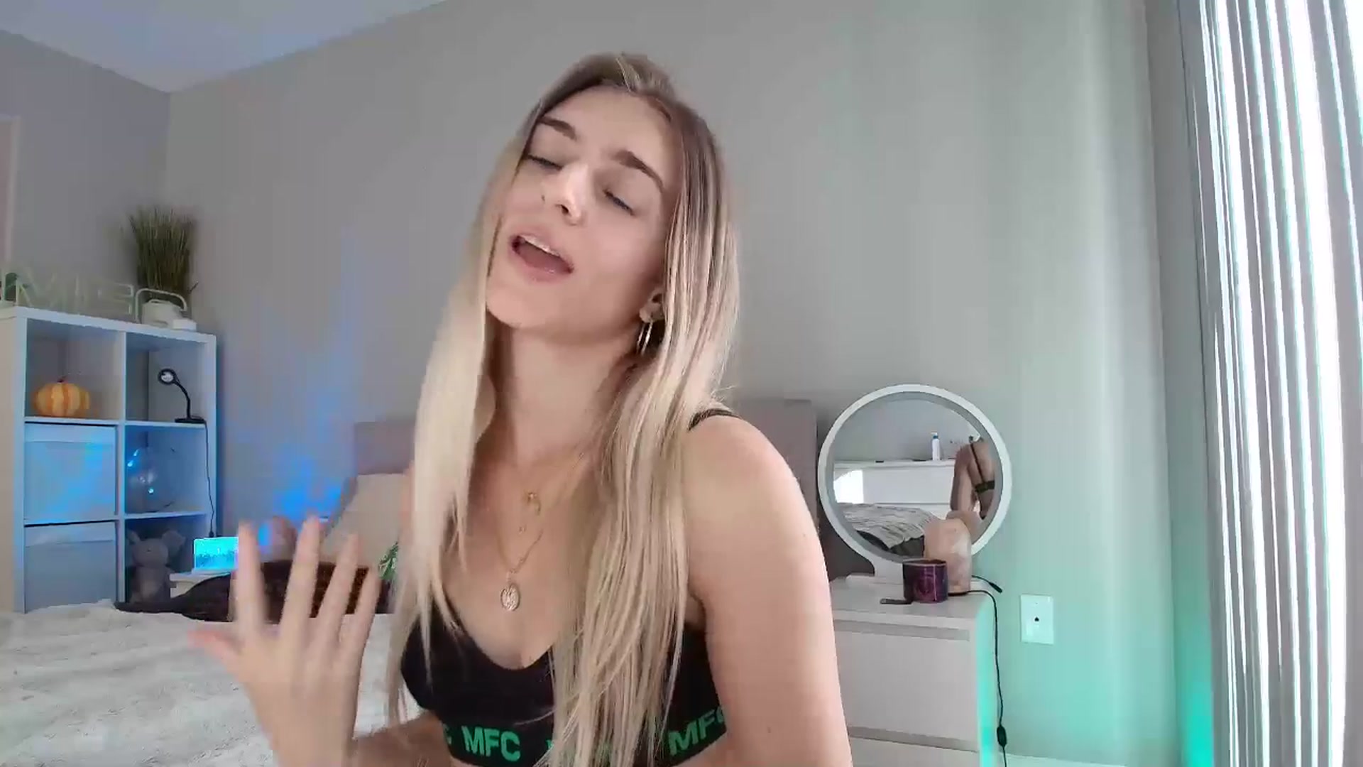 Gallery image thumbnail from Irina10Years's myfreecams stream on, 02/02/2026, 23:59 image 7 of 20