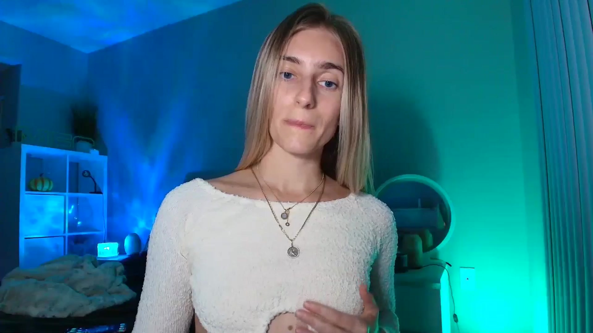 Gallery image thumbnail from Irina10Years's myfreecams stream on, 02/05/2026, 08:06 image 15 of 20
