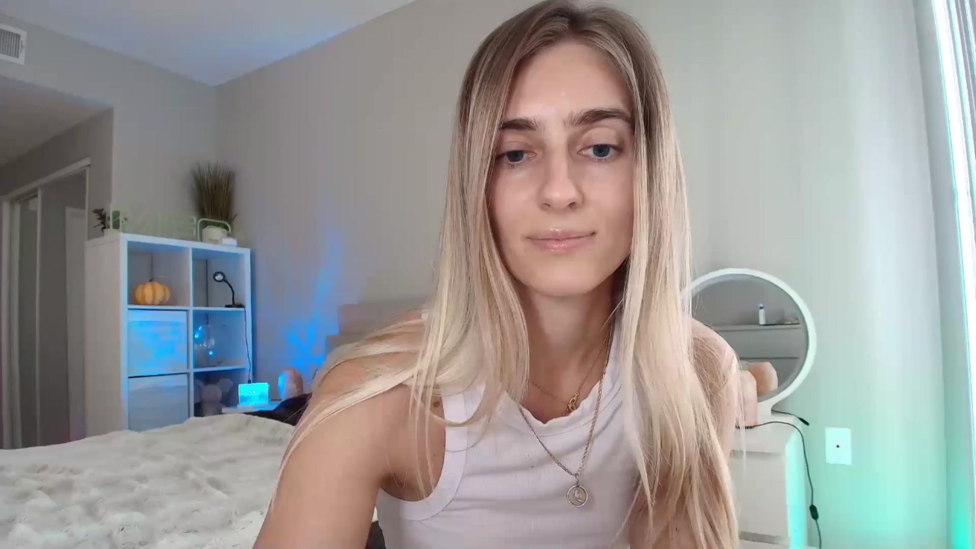 Gallery image thumbnail from Irina10Years's myfreecams stream on, 02/05/2026, 23:38 image 15 of 20