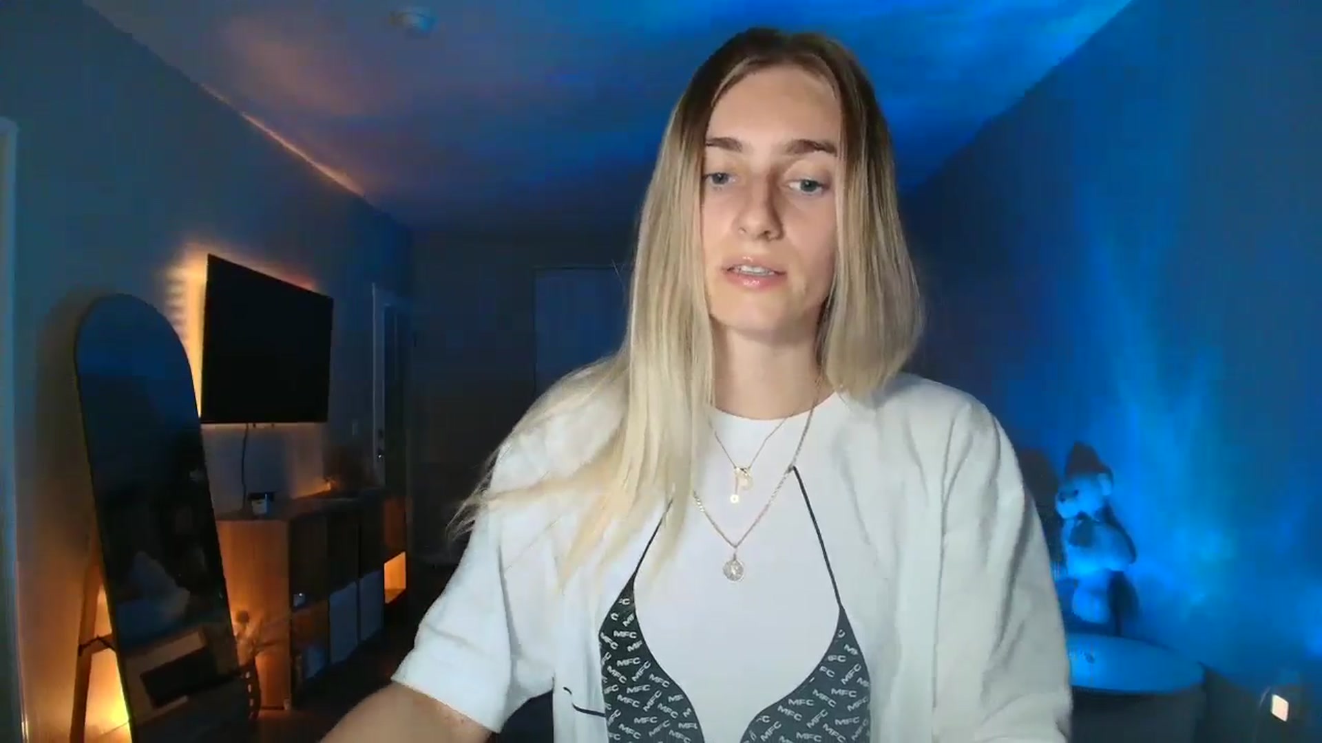 Gallery image thumbnail from IrinaTenYears's myfreecams stream on, 02/09/2026, 04:25 image 20 of 20