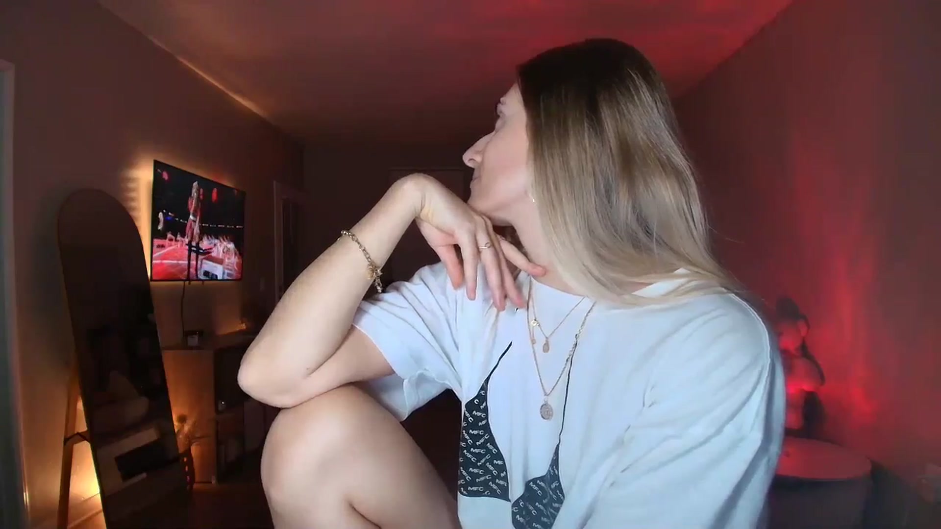 Gallery image thumbnail from Irina_VQ's myfreecams stream on, 02/09/2026, 10:48 image 8 of 20