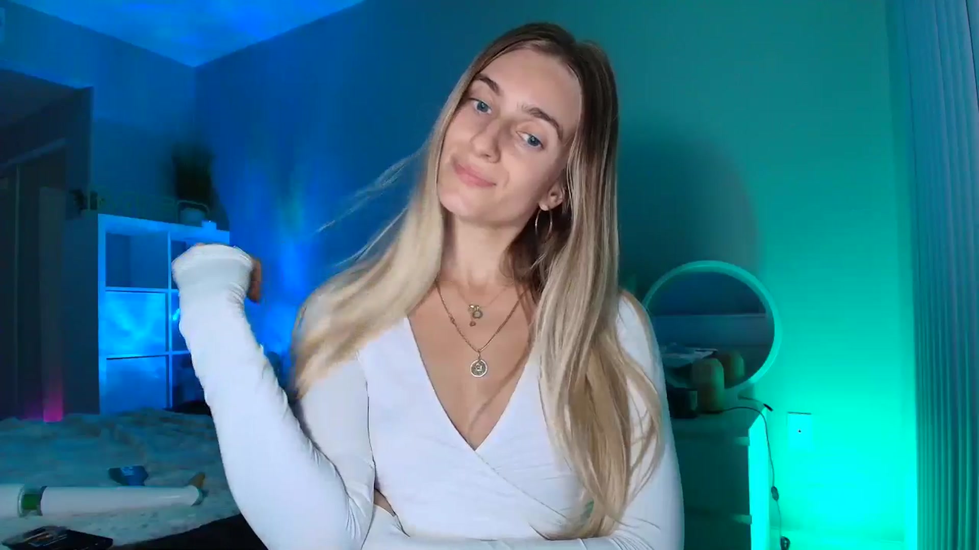 Gallery image thumbnail from Irina_VQ's myfreecams stream on, 02/11/2026, 08:13 image 12 of 20