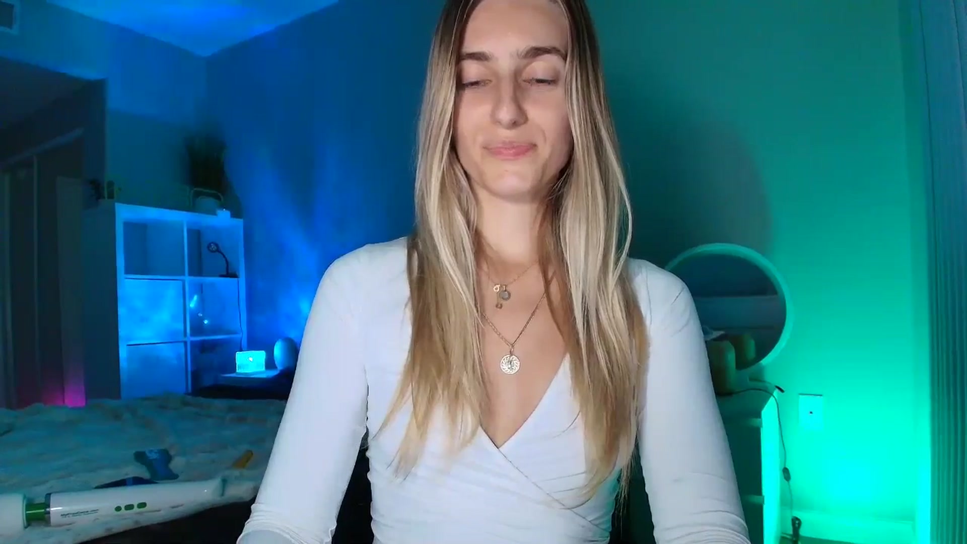 Gallery image thumbnail from Irina_VQ's myfreecams stream on, 02/11/2026, 08:13 image 9 of 20