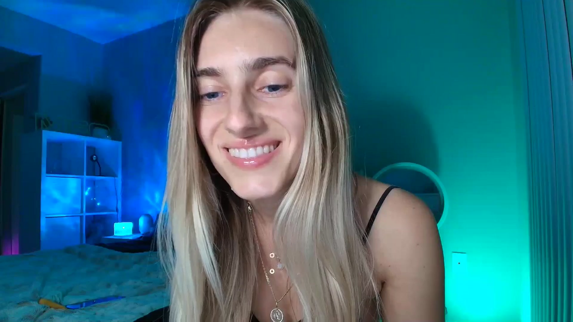 Gallery image thumbnail from Irina_VQ's myfreecams stream on, 02/14/2026, 10:21 image 5 of 20