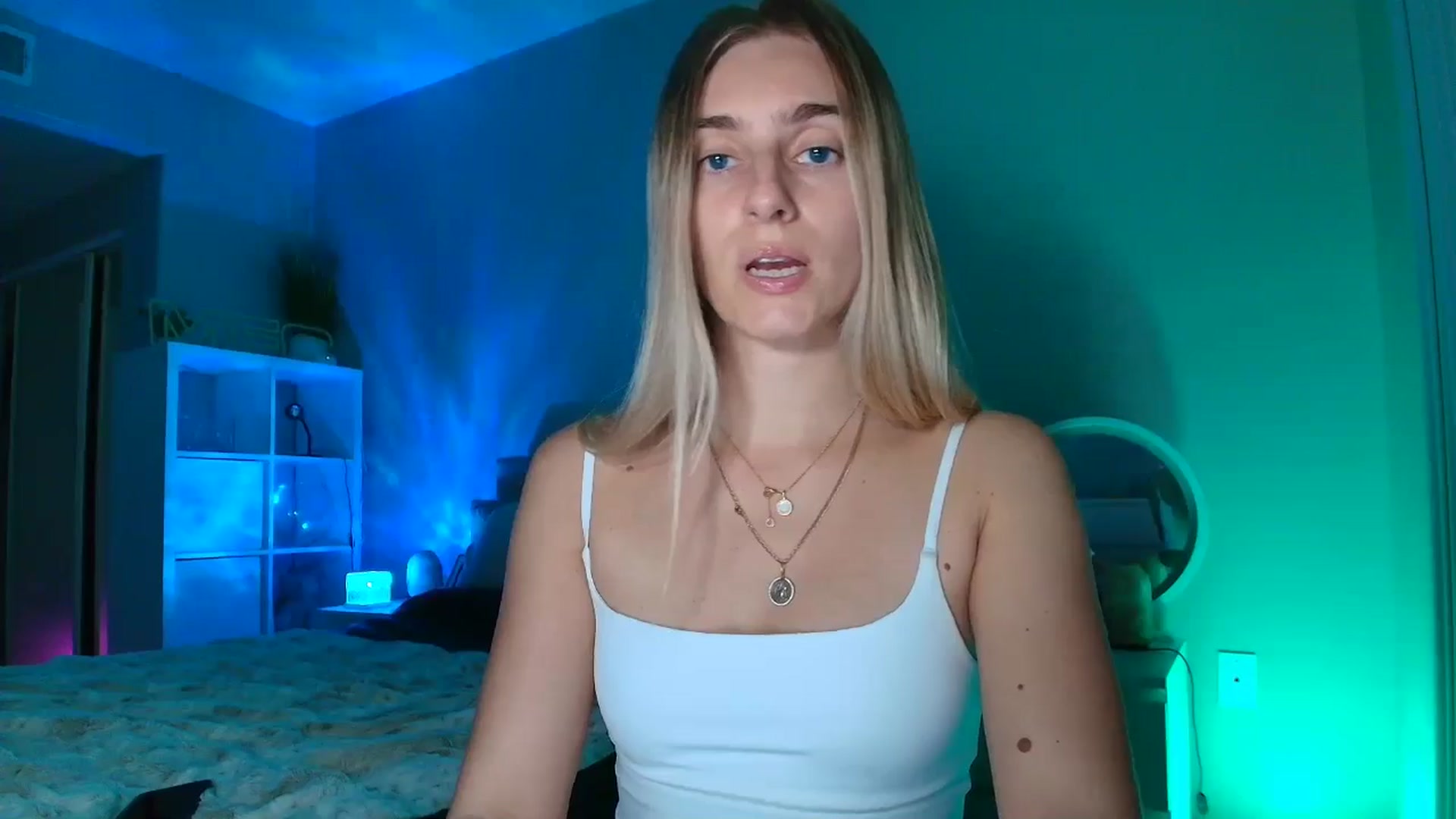 Gallery image thumbnail from Irina_VQ's myfreecams stream on, 02/16/2026, 08:22 image 4 of 20