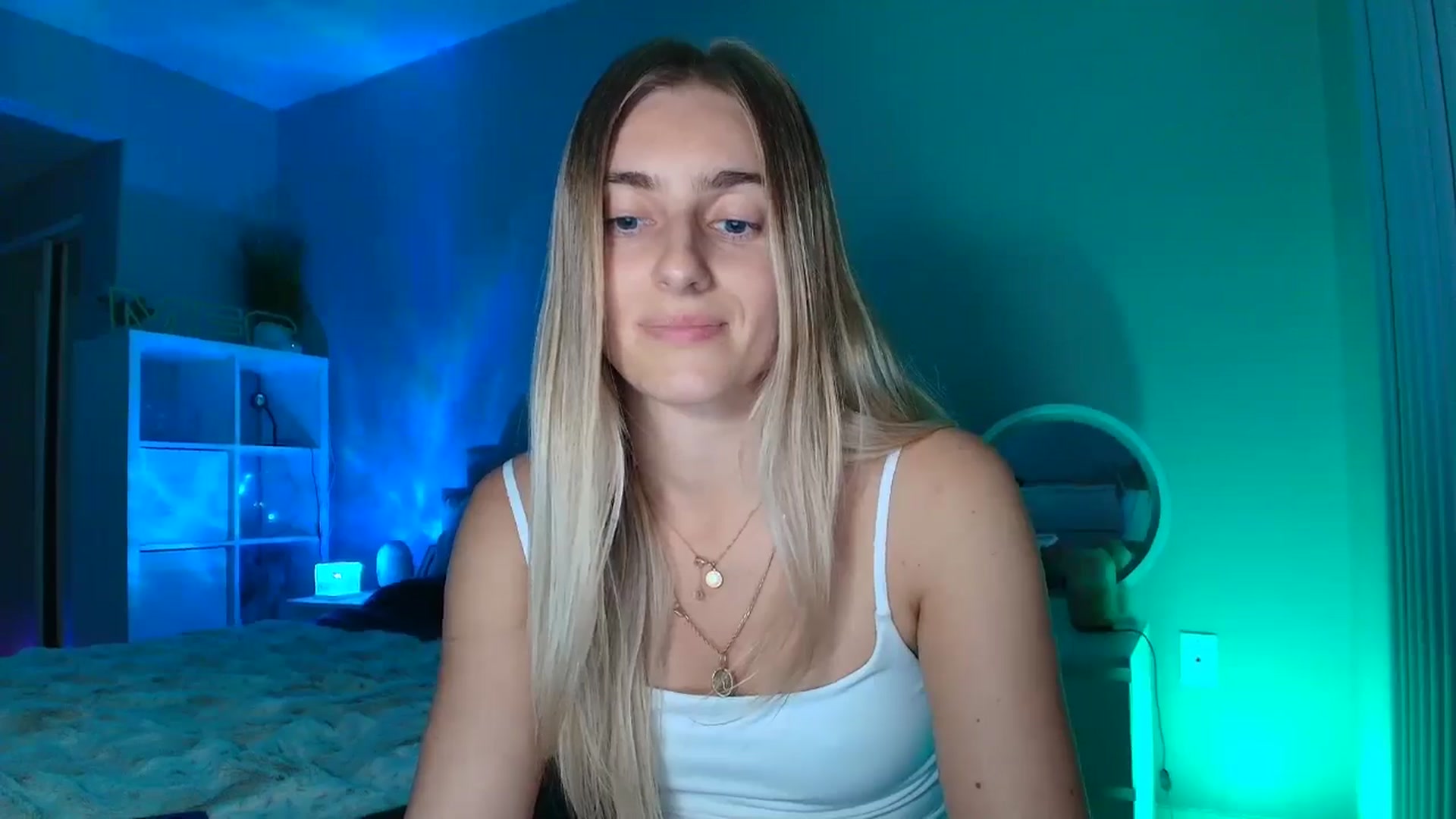 Gallery image thumbnail from Irina_VQ's myfreecams stream on, 02/16/2026, 08:22 image 18 of 20