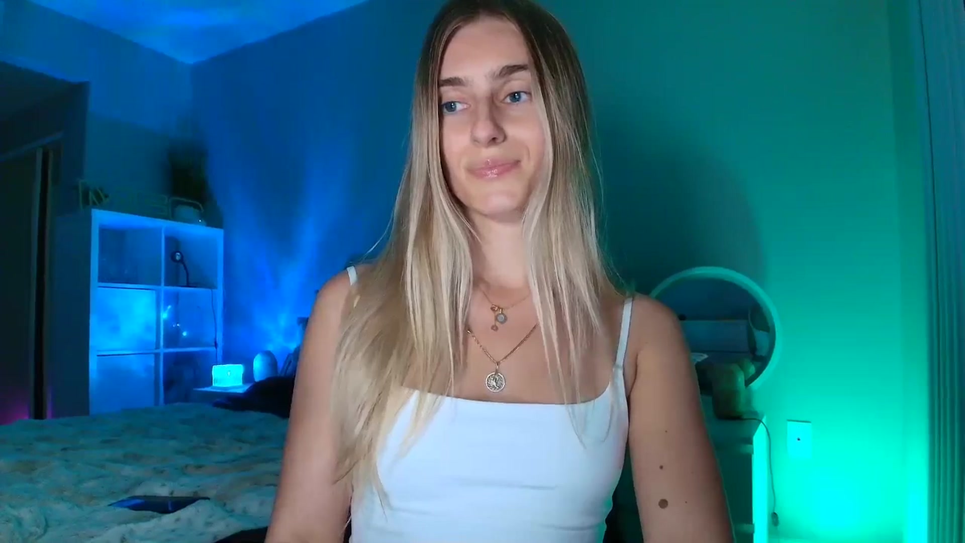 Gallery image thumbnail from Irina_VQ's myfreecams stream on, 02/16/2026, 08:22 image 6 of 20