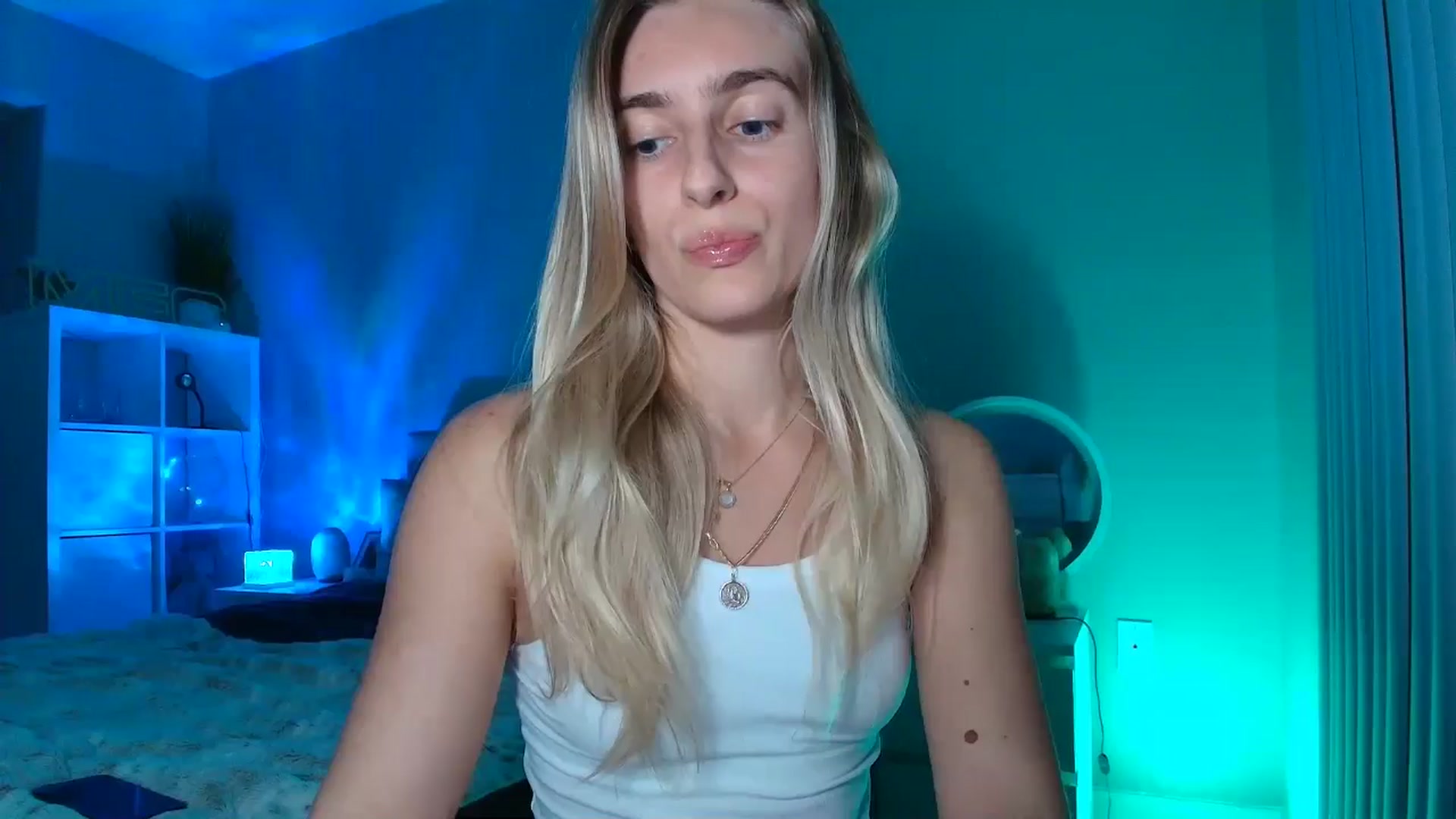 Gallery image thumbnail from Irina_VQ's myfreecams stream on, 02/18/2026, 08:01 image 1 of 20