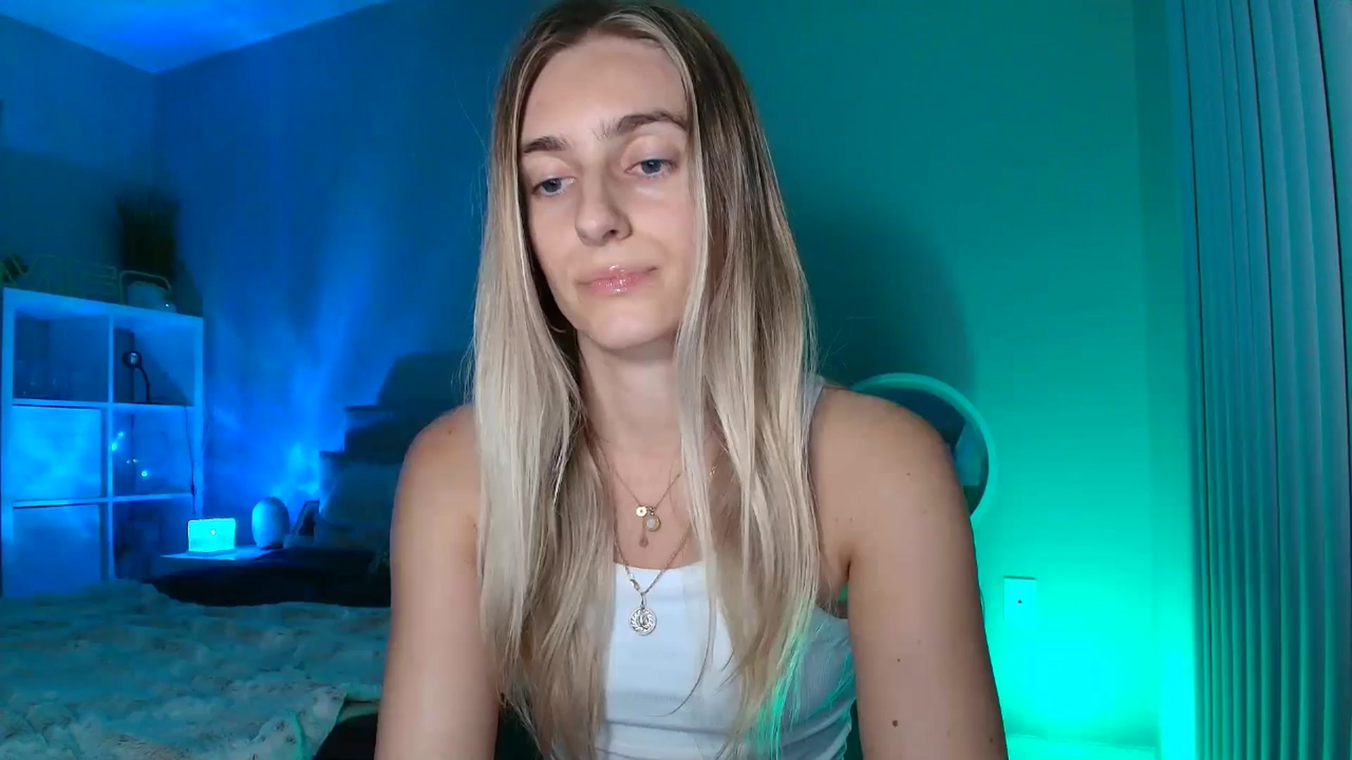 Gallery image thumbnail from Irina_VQ's myfreecams stream on, 02/18/2026, 08:01 image 16 of 20