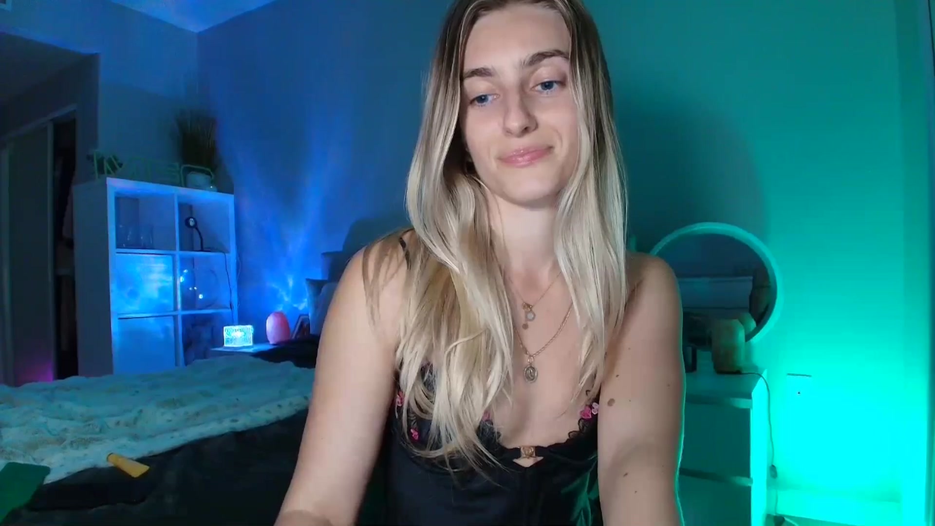 Gallery image thumbnail from Irina_VQ's myfreecams stream on, 02/21/2026, 08:55 image 7 of 20