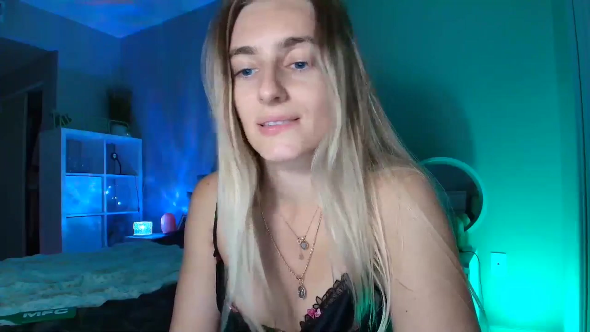 Gallery image thumbnail from Irina_VQ's myfreecams stream on, 02/21/2026, 08:55 image 18 of 20