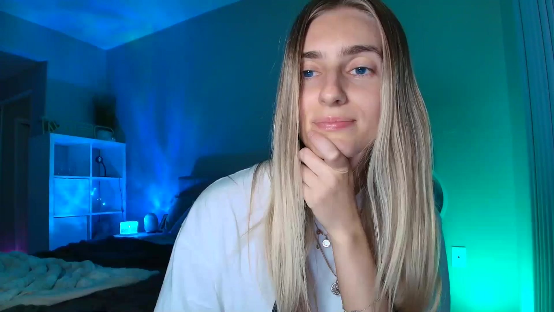 Gallery image thumbnail from Irina_VQ's myfreecams stream on, 03/06/2026, 07:44 image 18 of 20