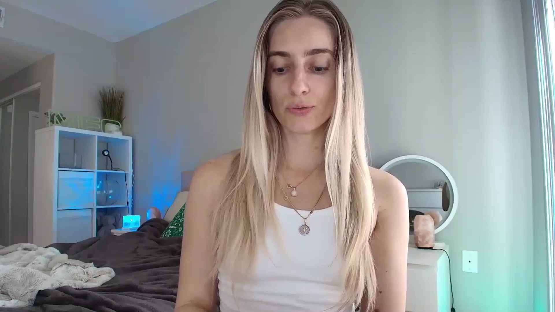 Gallery image thumbnail from Irina_VQ's myfreecams stream on, 03/06/2026, 23:41 image 11 of 20