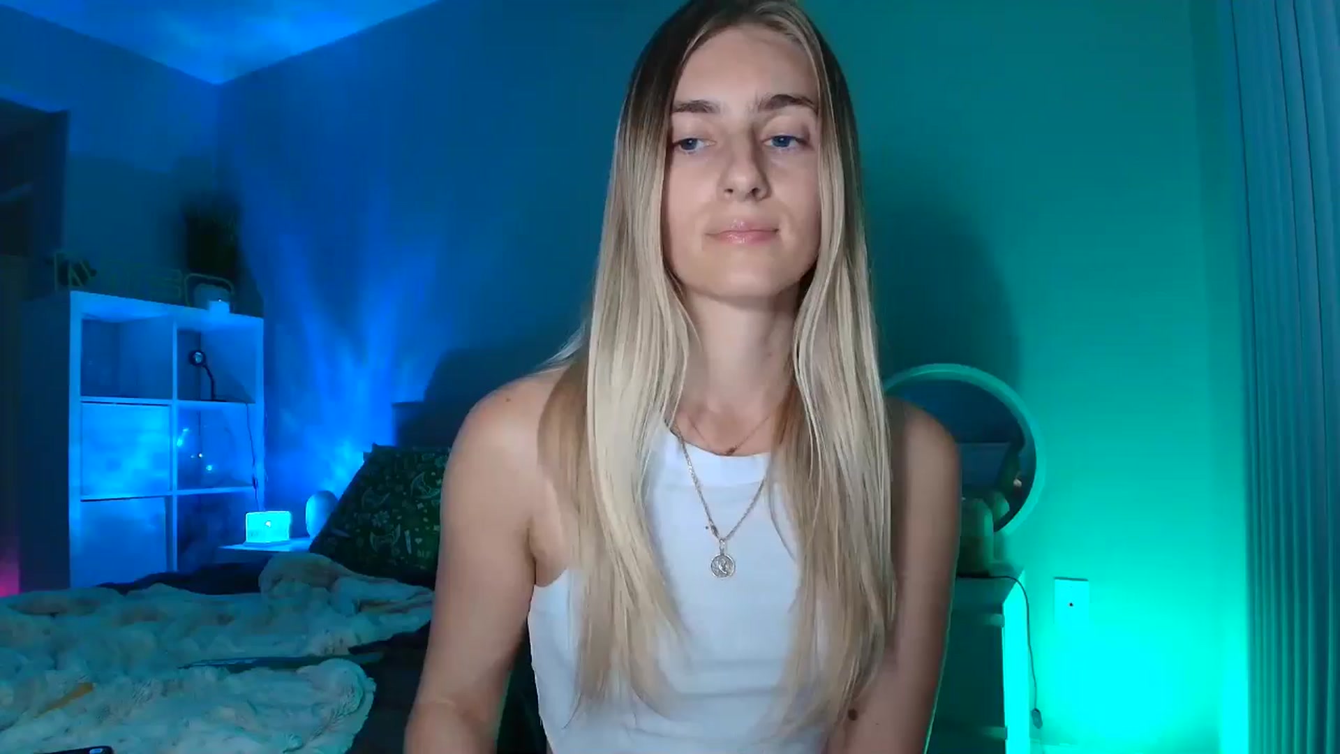 Gallery image thumbnail from Irina_VQ's myfreecams stream on, 03/08/2026, 07:43 image 19 of 20