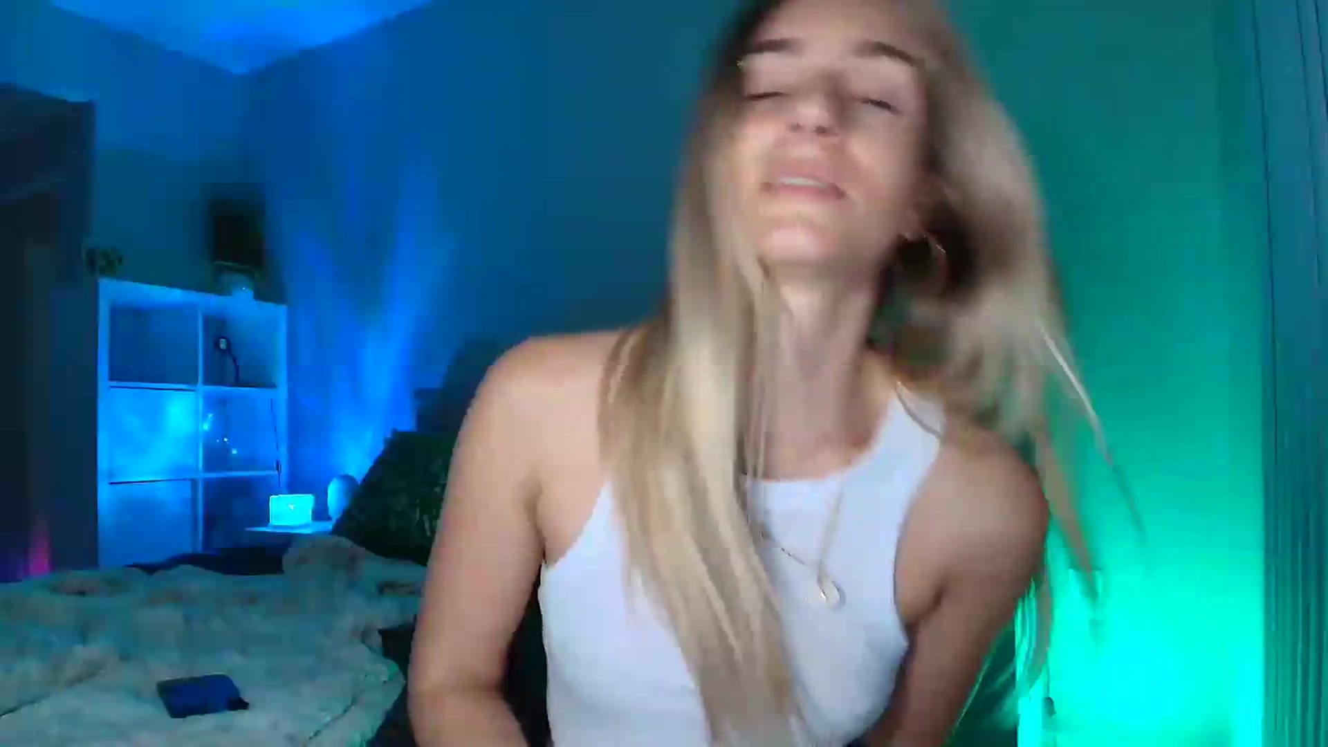 Gallery image thumbnail from Irina_VQ's myfreecams stream on, 03/08/2026, 08:17 image 17 of 20