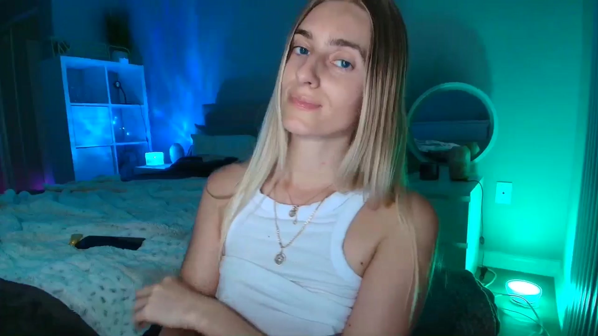 Gallery image thumbnail from Irina_VQ's myfreecams stream on, 03/09/2026, 05:48 image 14 of 20