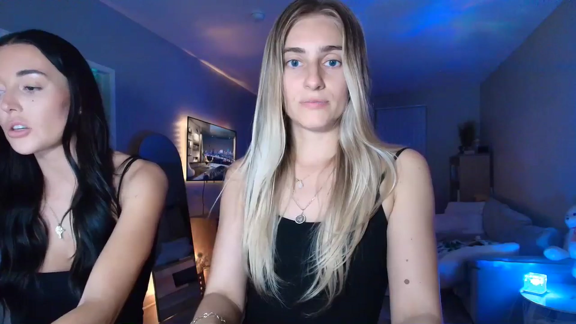 Gallery image thumbnail from Irina_VQ's myfreecams stream on, 03/14/2026, 07:08 image 18 of 20