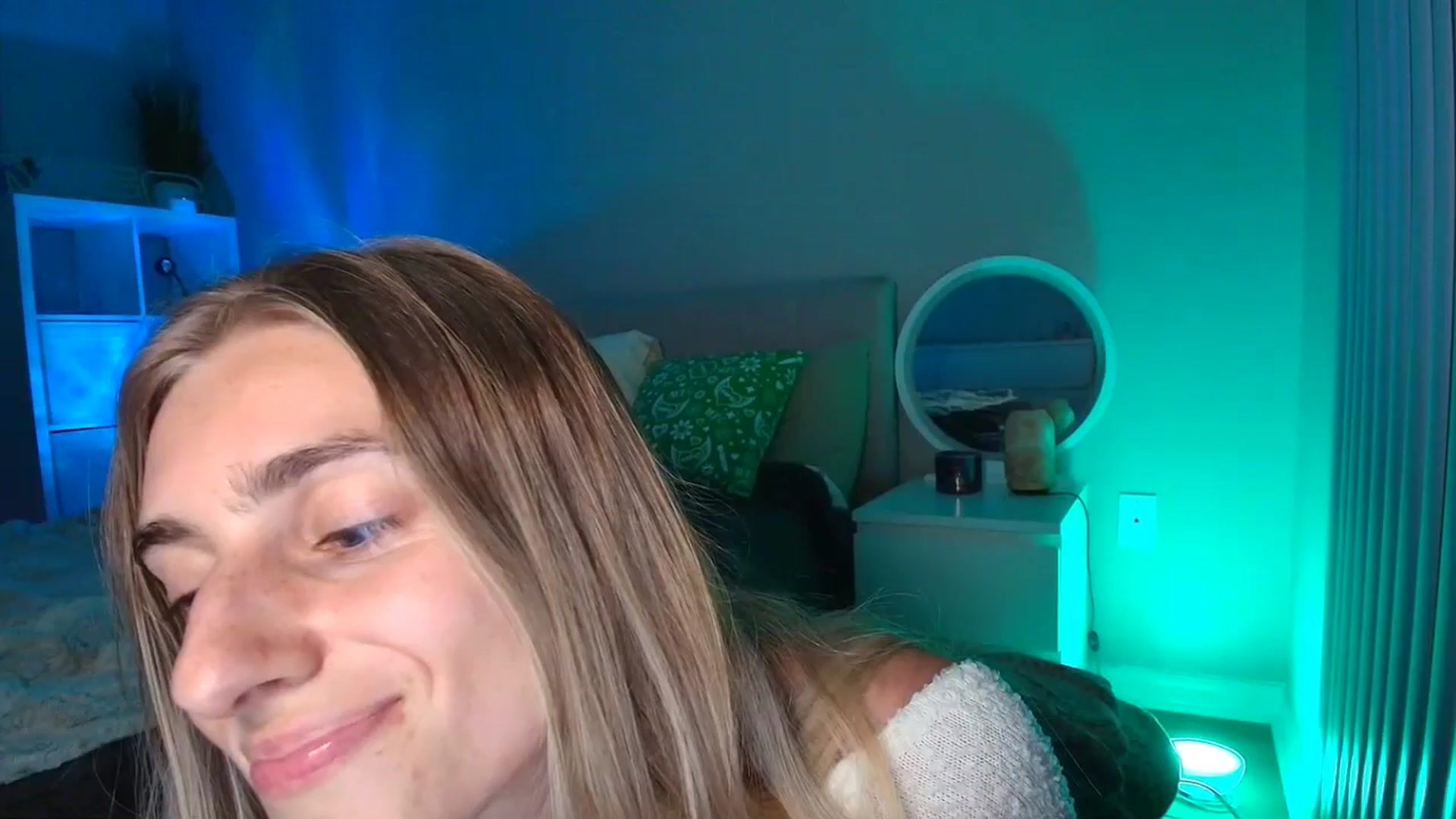 Gallery image thumbnail from Irina_VQ's myfreecams stream on, 03/17/2026, 07:13 image 10 of 20
