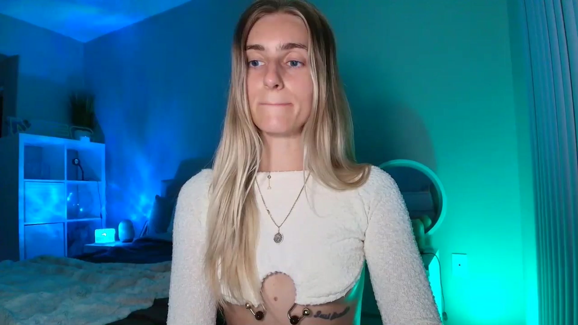 Gallery image thumbnail from Irina_VQ's myfreecams stream on, 03/17/2026, 07:13 image 4 of 20
