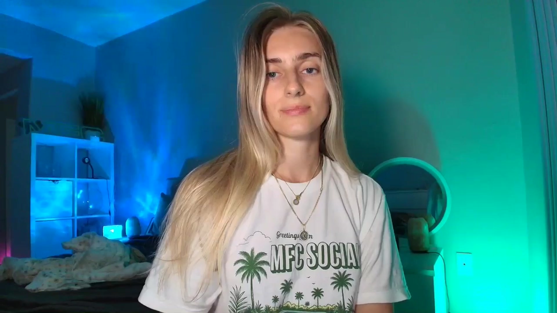 Gallery image thumbnail from Irina_VQ's myfreecams stream on, 03/19/2026, 06:53 image 14 of 20