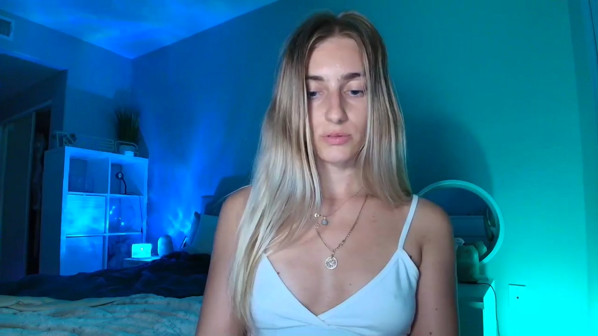 Gallery image thumbnail from Irina_VQ's myfreecams stream on, 03/21/2026, 08:48 image 2 of 20