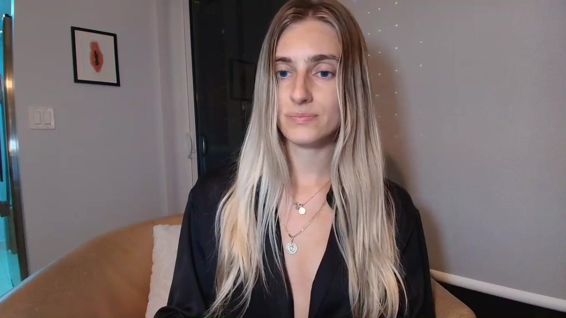 Gallery image thumbnail from Irina_VQ's myfreecams stream on, 03/27/2026, 04:41 image 14 of 20