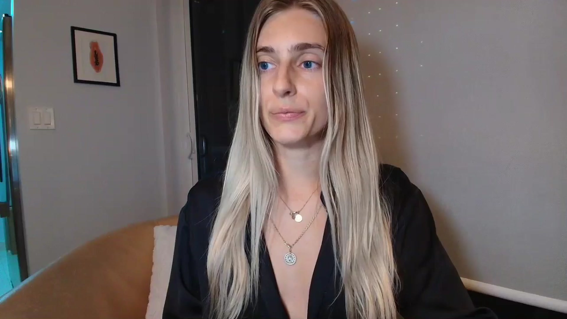 Gallery image thumbnail from Irina_VQ's myfreecams stream on, 03/27/2026, 04:41 image 15 of 20