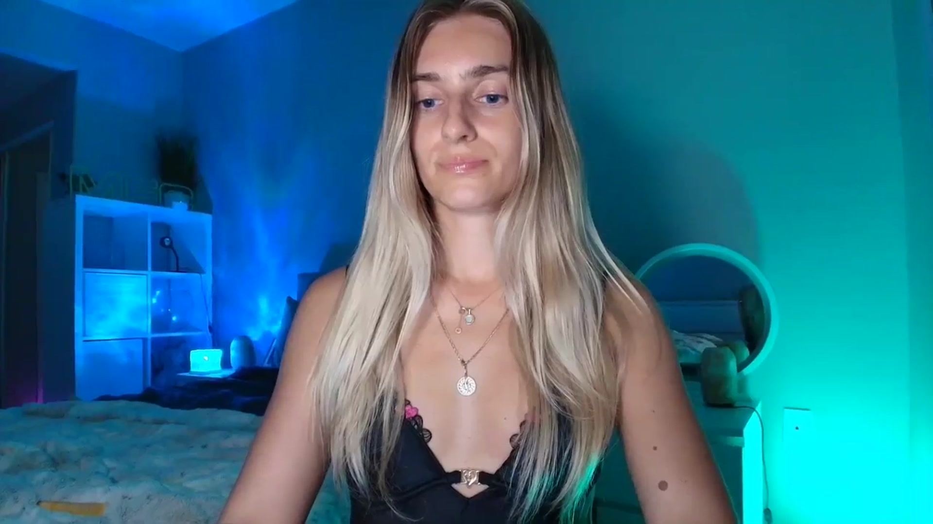 Gallery image thumbnail from Irina_VQ's myfreecams stream on, 03/29/2026, 09:00 image 7 of 20