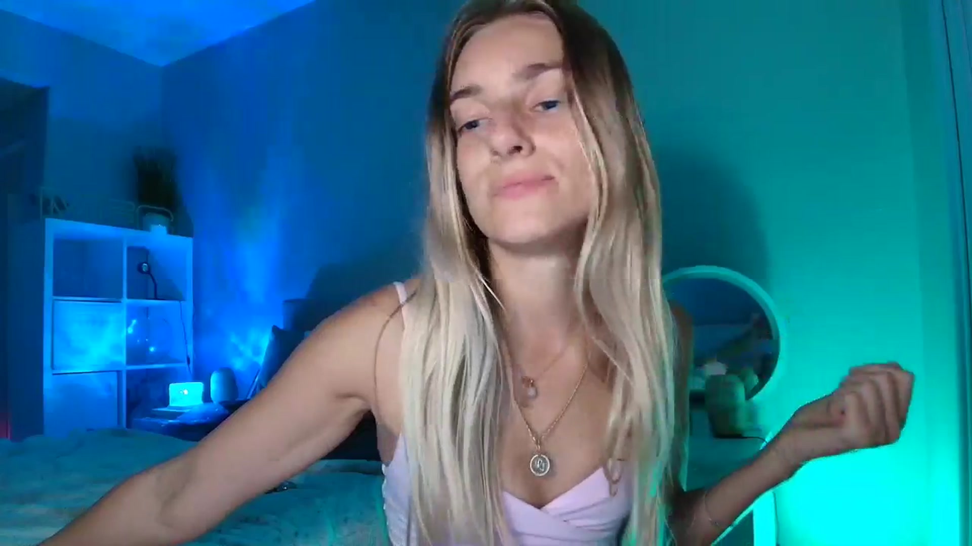 Gallery image thumbnail from Irina_VQ's myfreecams stream on, 03/30/2026, 07:59 image 6 of 20