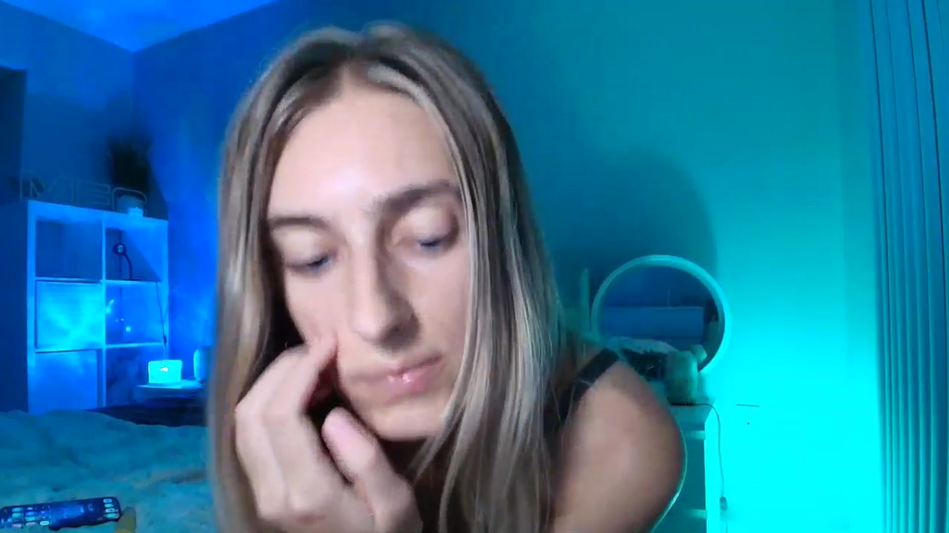 Gallery image thumbnail from Irina_VQ's myfreecams stream on, 04/02/2026, 05:35 image 18 of 20