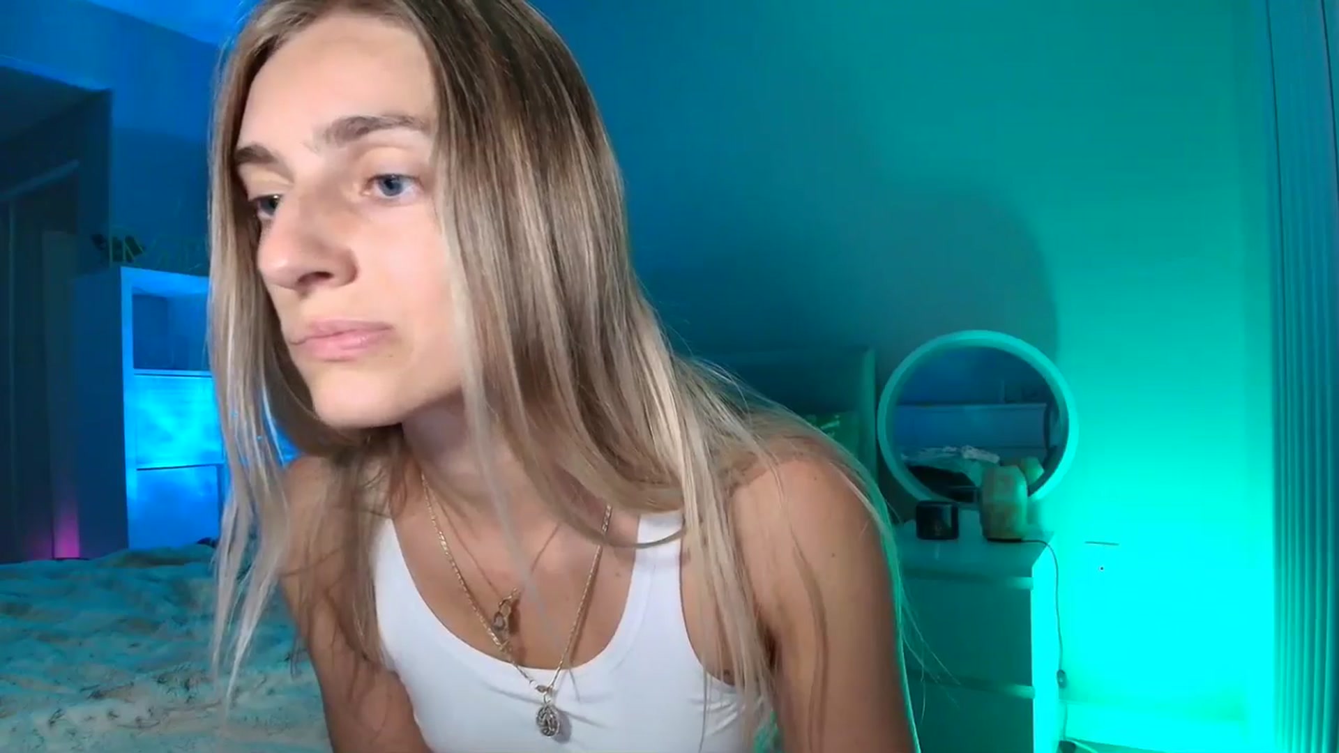 Gallery image thumbnail from Irina_VQ's myfreecams stream on, 04/03/2026, 06:11 image 18 of 20