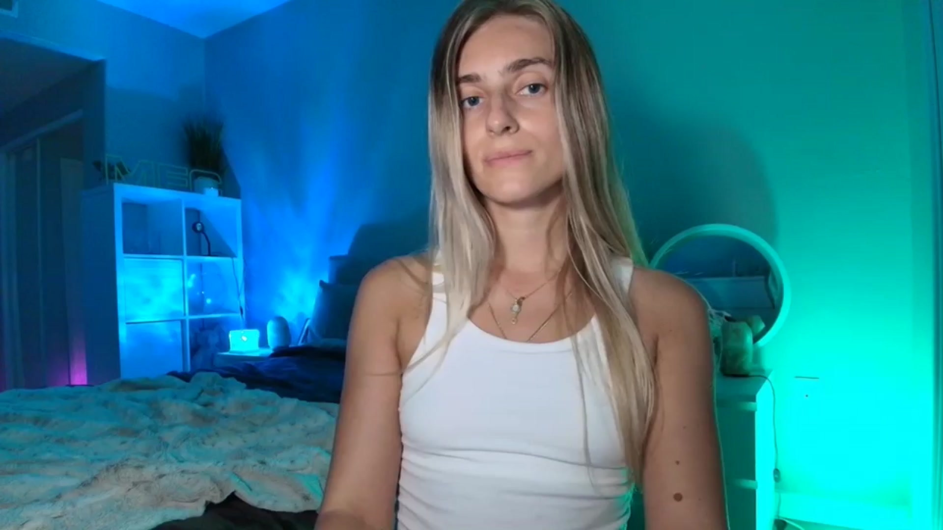 Gallery image thumbnail from Irina_VQ's myfreecams stream on, 04/03/2026, 06:58 image 1 of 20