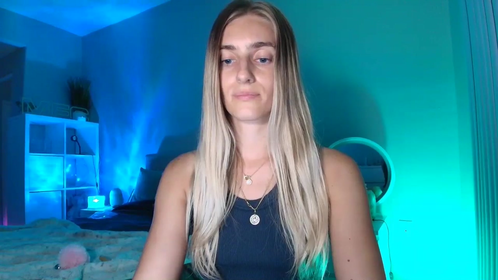 Gallery image thumbnail from Irina_VQ's myfreecams stream on, 04/04/2026, 08:40 image 15 of 20