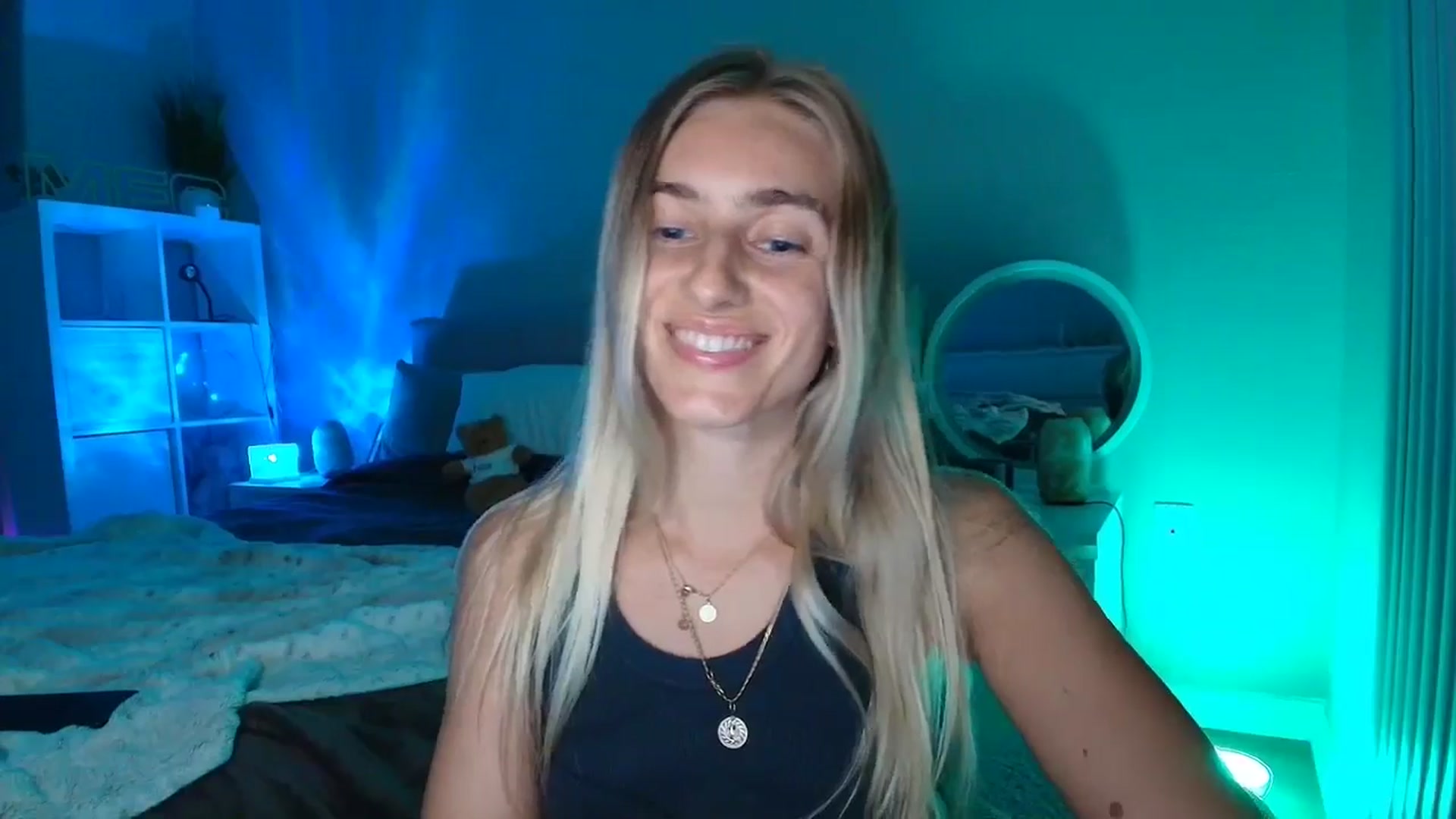 Gallery image thumbnail from Irina_VQ's myfreecams stream on, 04/04/2026, 08:40 image 7 of 20