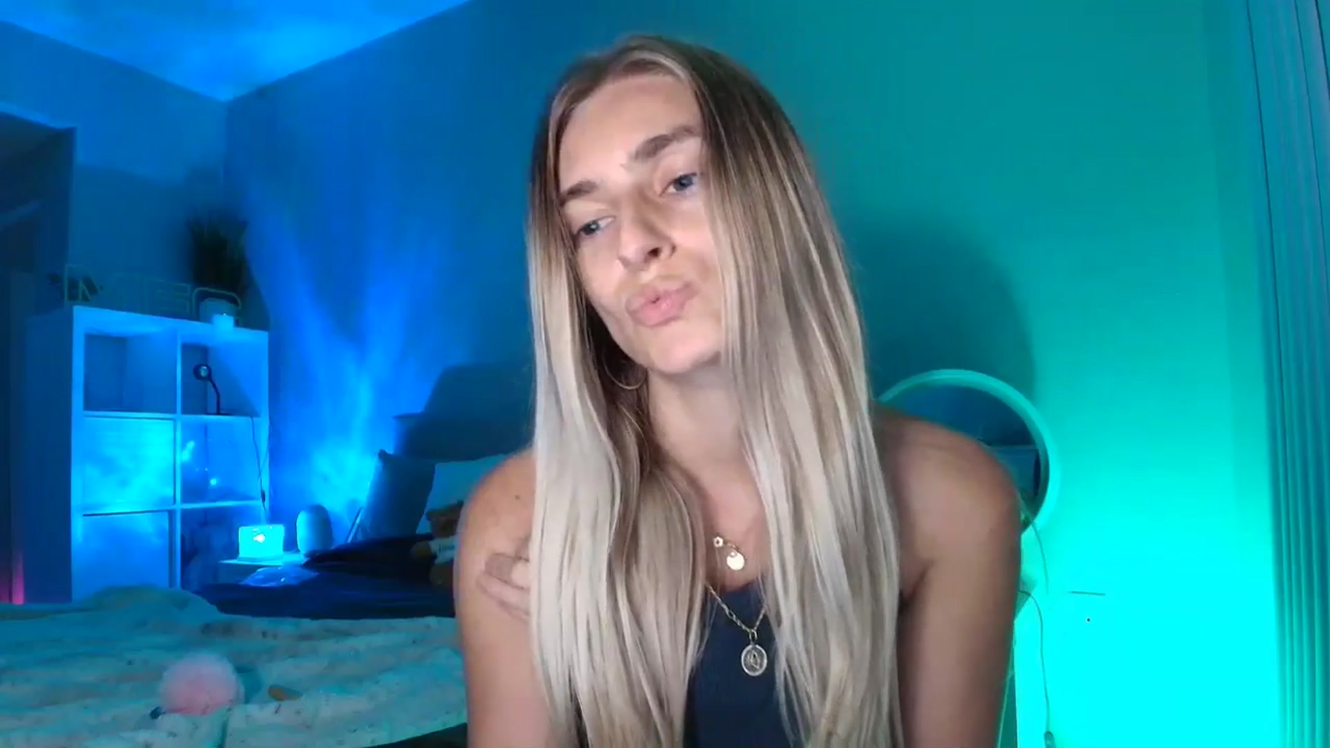 Gallery image thumbnail from Irina_VQ's myfreecams stream on, 04/04/2026, 08:40 image 13 of 20