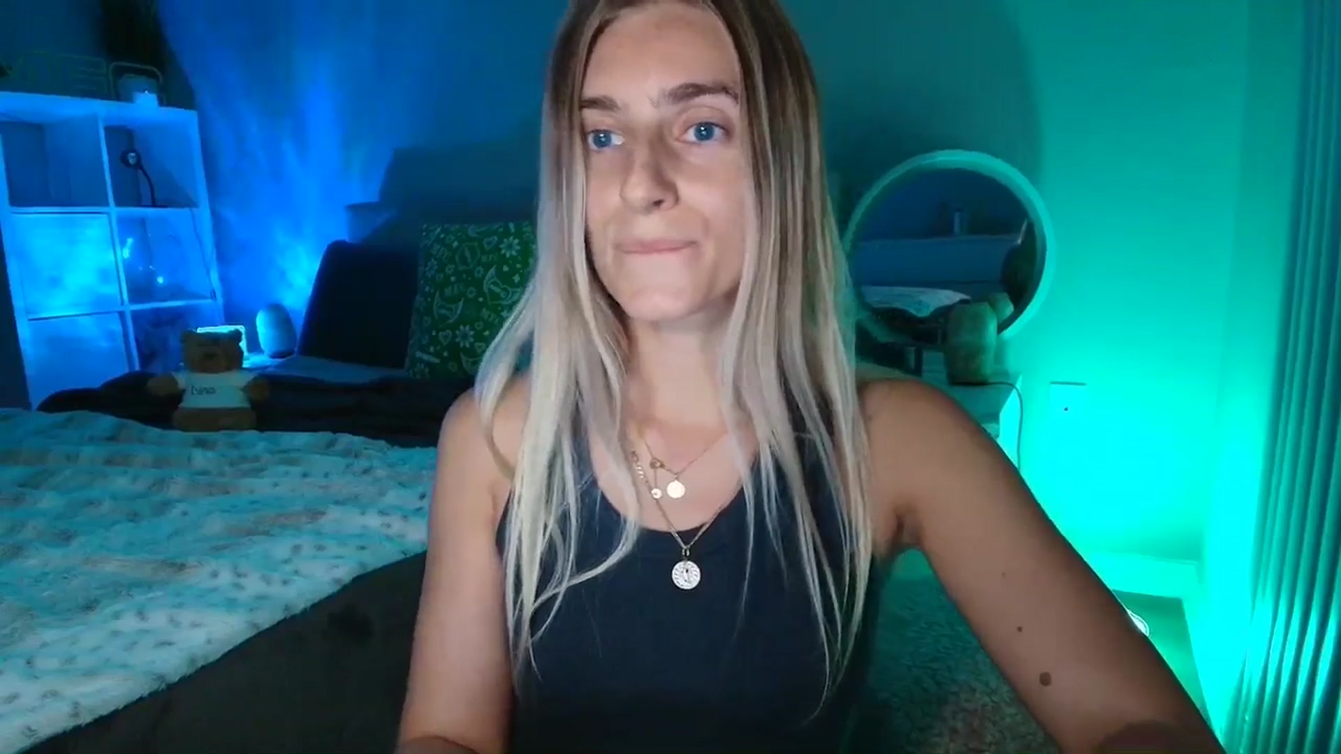 Gallery image thumbnail from Irina_VQ's myfreecams stream on, 04/07/2026, 07:10 image 7 of 20