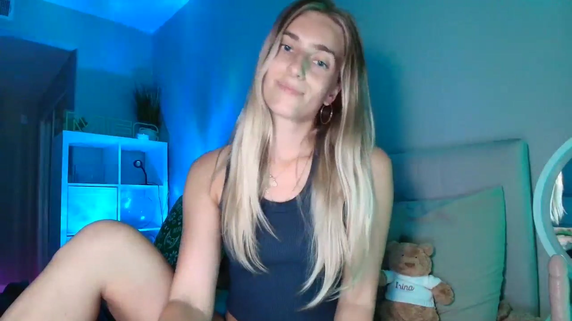 Gallery image thumbnail from Irina_VQ's myfreecams stream on, 04/07/2026, 09:25 image 15 of 20