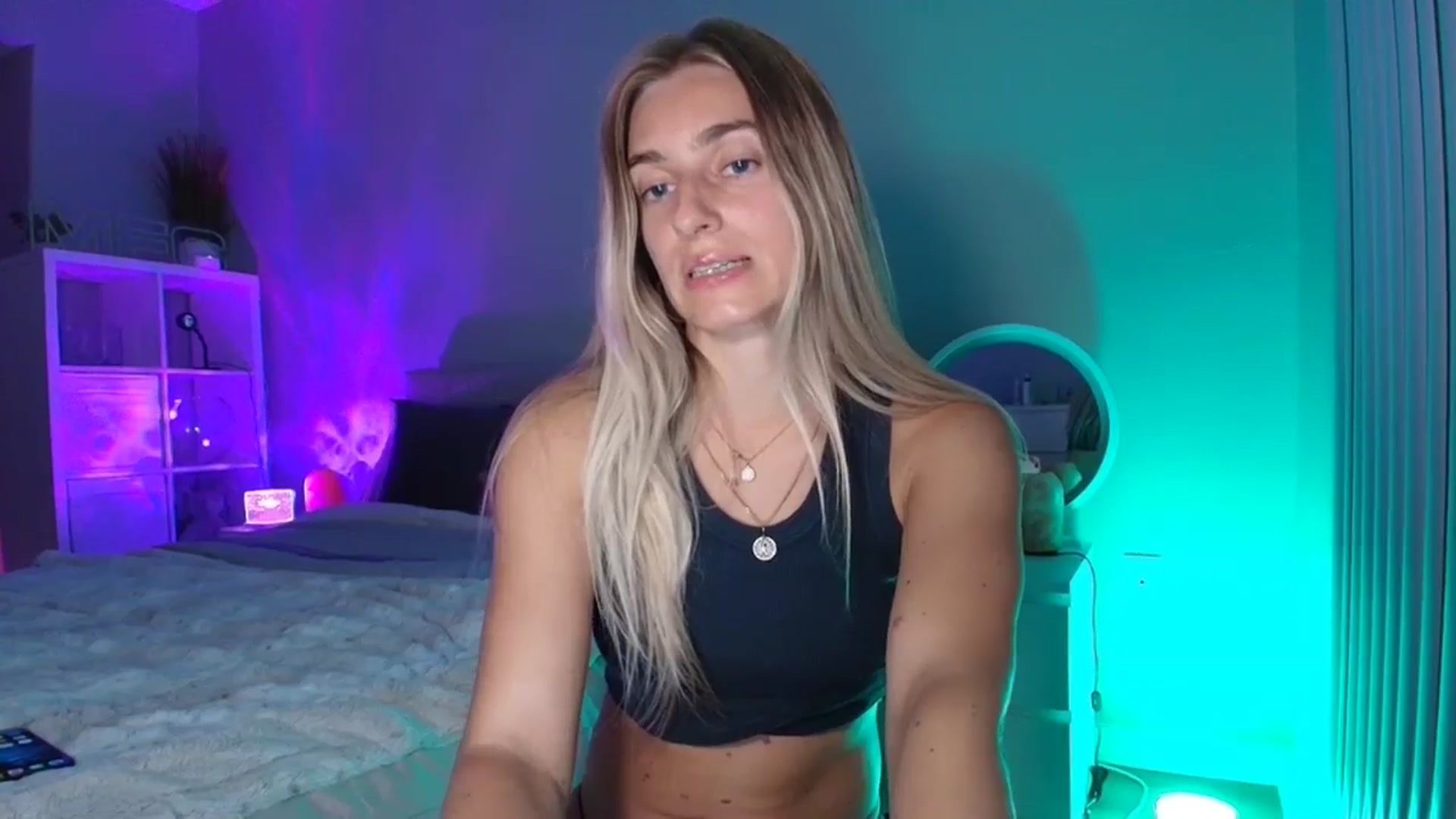 Gallery image thumbnail from Irina_VQ's myfreecams stream on, 04/18/2026, 06:47 image 17 of 20